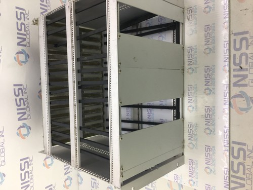 SCHROFF VXI BUS 13 SLOT 23030-076 VXI BUS MAINFRAME 31061-241754