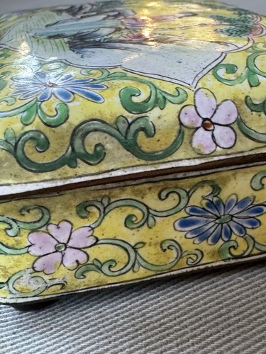 Antique Chinese Canton Famille Rose Enameled Bronze Trinket Jewelry Box - Picture 16 of 24