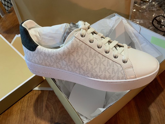 Trainers Bright White With MK Logo. UK