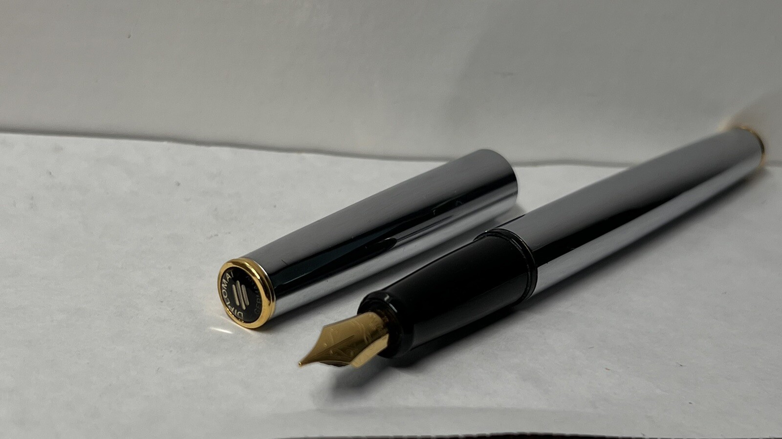 DIPLOMAT ATTACHE Stainless w/ GP Trim Fountain Pen Germany, never  used
