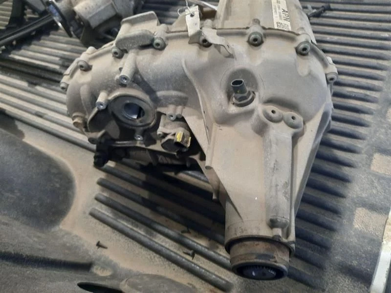 Оригинальная раздаточная коробка в сборе для Chevrolet Tahoe 2017-2020 годов выпуска - Изображение 2 из 4