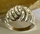 Vintage 925 Sterling Silver Swirl Ribbed Cut Dome Ring Size 5.5