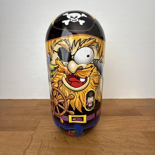 Mighty Beanz 2010 Case With 42 Beanz Moose - Picture 1 of 6