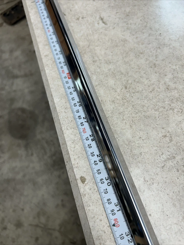 Oldsmobile 98 Holiday 1956 4 puertas cuarto panel moldura Foto 4 de 4