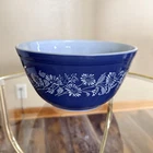 PYREX 401 Blue/White Colonial Mist Milk Glass Mixing Bowl Stackable