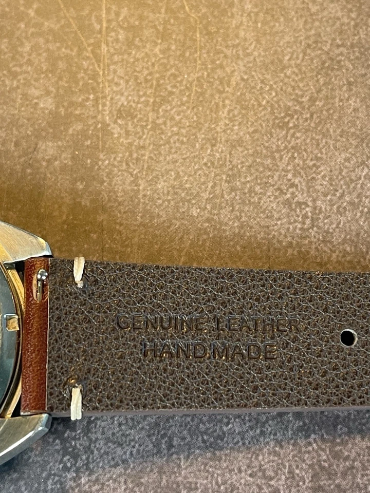 Reloj para hombre Hugo Boss HB188114 46mm caja de acero inoxidable y correa de cuero marrón Foto 3 de 4