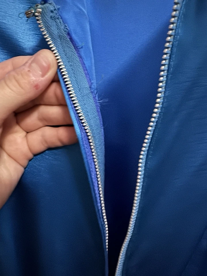 1950s-60s Handmade Vintage Dress Blue 3/4 Sleeve MIDI Taffeta or Satin Material - Image 3 of 4