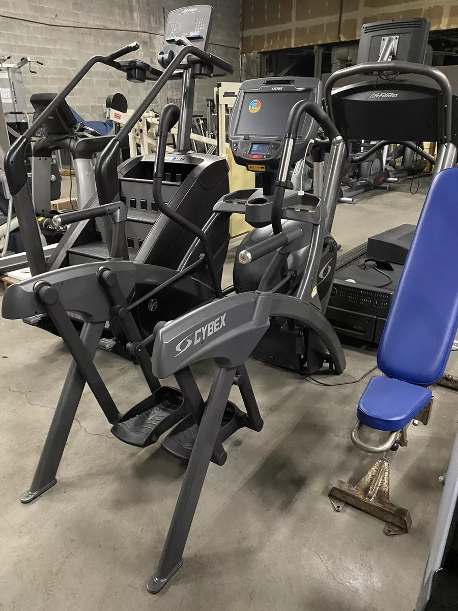 CYBEX 772AT ARC TRAINER WITH E3 CONSOLE Clean