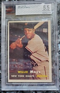 1957 Topps #10 Willie Mays HOF New York Giants Graded BVG 5.5 EX+
