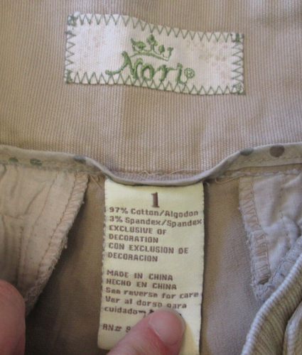 Nori Brown Cuffed Shorts Juniors Size 1 Waist 28 Pleated Stretch 130-33754 - Picture 3 of 4