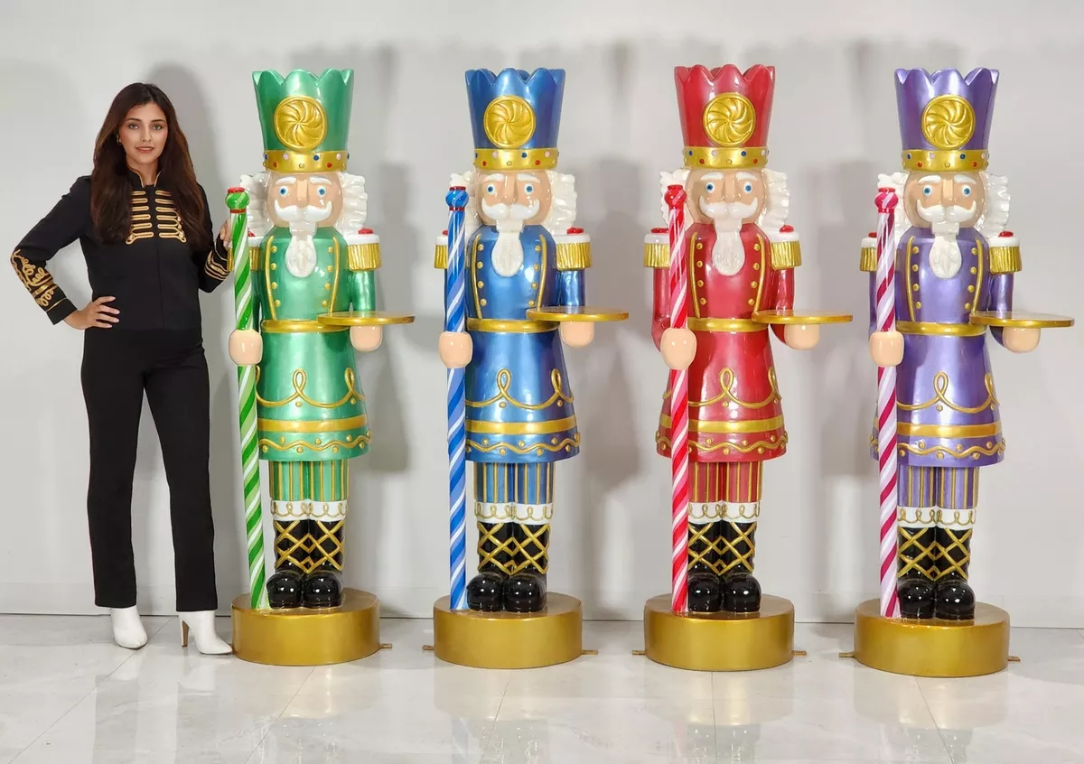 Large cheap nutcracker statue