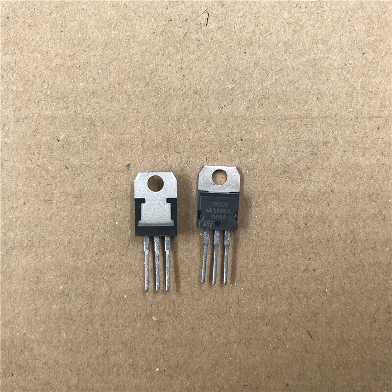 20 Pezzi L7905CV L7905 LM7905 Regolatore Di Tensione IC – 5V 1.5A – Componenti Elettronici - Foto 2