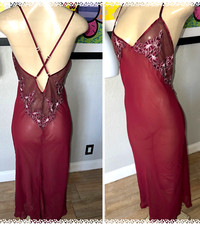 VTG NUVEM DE ALGODAO BURGUNDY LONG NIGHTGOWN WITH FLORAL EMBROIDERY SZ SM y0