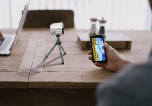 iCODIS CB-200 Android Portable Mini Pico Mobile Projector, 900 Lumen, Cortex A7 - Picture 2 of 7