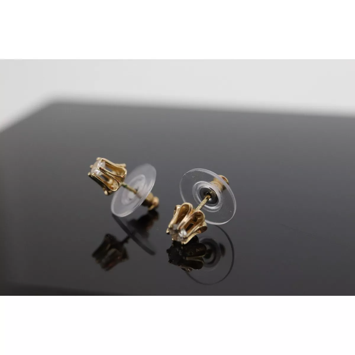 14k Buttercup 1 2ct Diamond stud earrings. 14k Yellow Gold