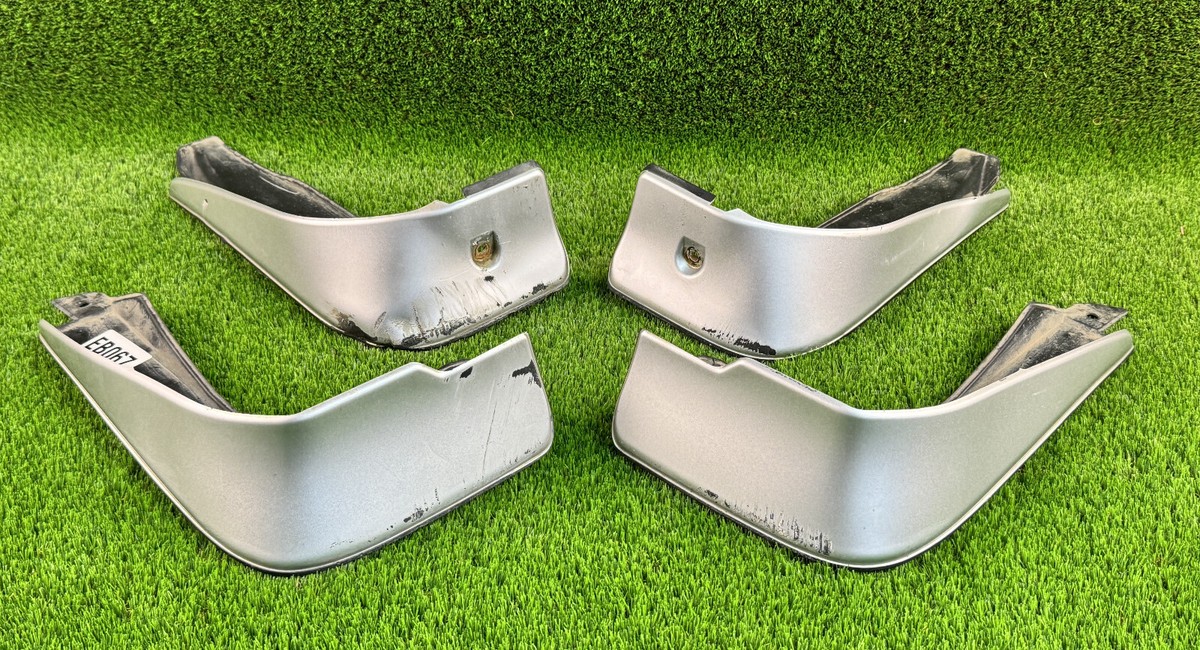 レクサスls600hlオールステンリアピース フランジ ブッシュ ステー ネジ付 Lexus LS460 LS600H 2007-2012 Splash guards Front and Rear Mud