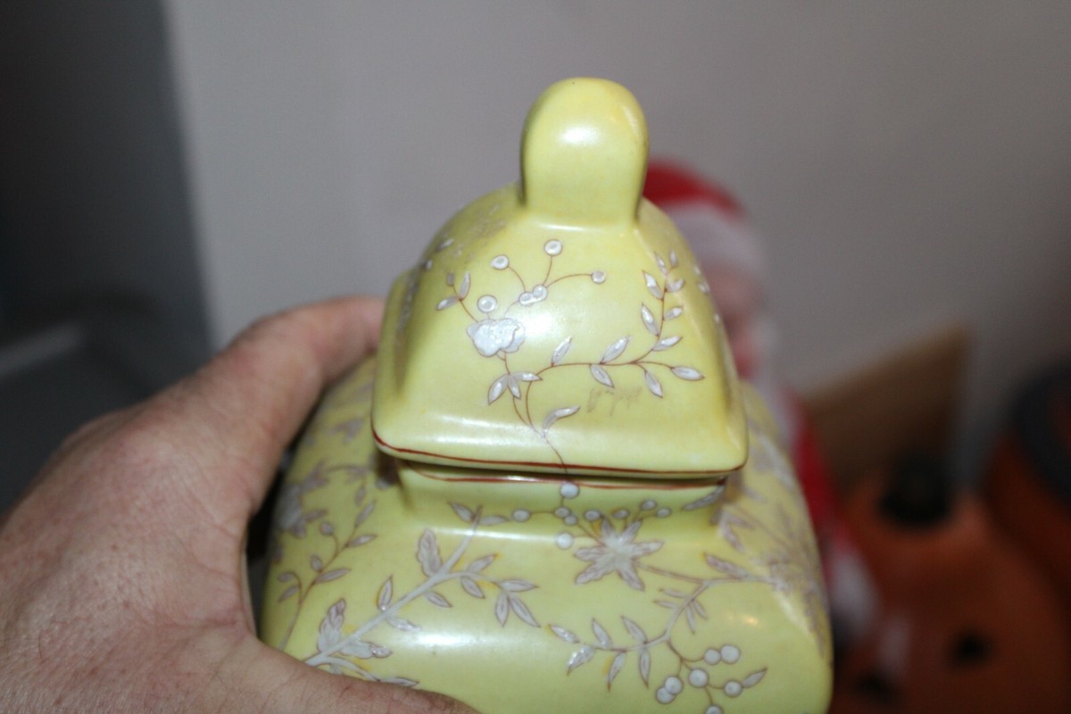 Vintage, 7 1/2'', Hand Painted, Floral, Ginger Jar, Japan