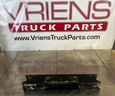 KENWORTH K100-1148 TRAVESAÑO-TRASERO REEMPLAZA FUNDIDO# A24-1009