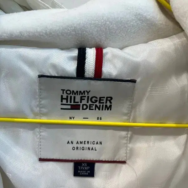 Tommy Hilfiger Women's Down Padded White XS thumbnail 5