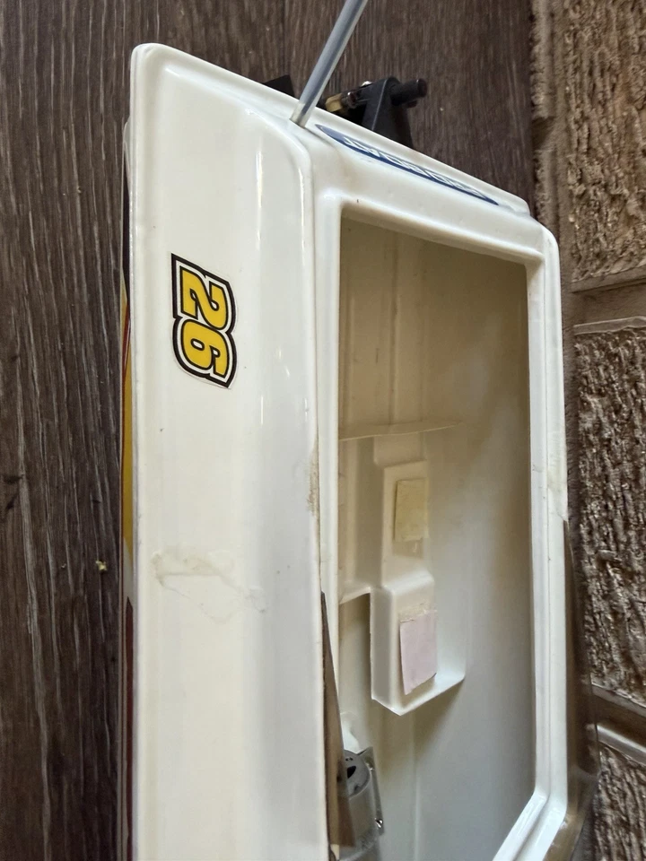 Shockwave 26 Rc boat And Matching Jr Pro Controller Ships Fast! - Image 3 of 4