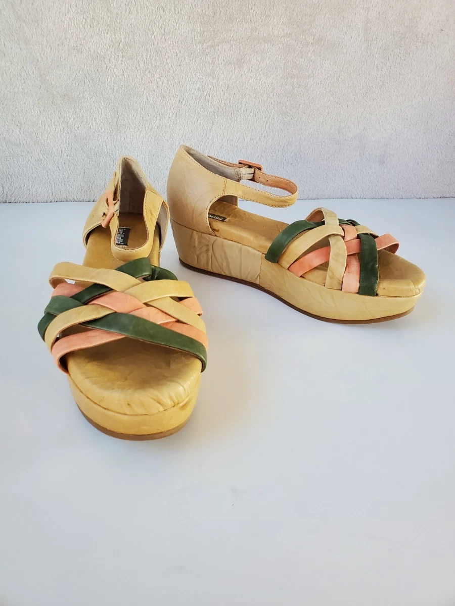 Gee Gee WaWa Black Tan Pebbled Leather Cork Platform Wedge Sandals SZ 9 Ankle Strap main image 0