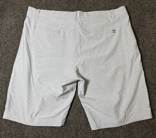 Mint! Travis Mathew Performance Golf Shorts-Men's Sz 40-Gray Stripes-Inseam 10" - Picture 4 of 6