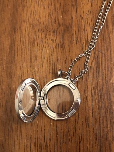 Floating Memory Locket Necklace -Rainbow Rhinestones Round Glass Charm Holder L1 - Picture 3 of 6
