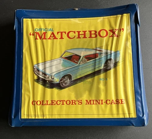 VINTAGE 1967 Official Matchbox Collectors Mini Case by Lesney No.8  Holds 18