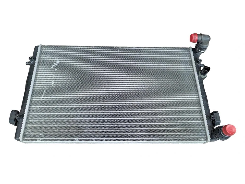 Radiador principal Volkswagen Golf GTI Jetta 1999-2004 1,8 L 2,8 L MK4 --- 1J0121253S Foto 2 de 4