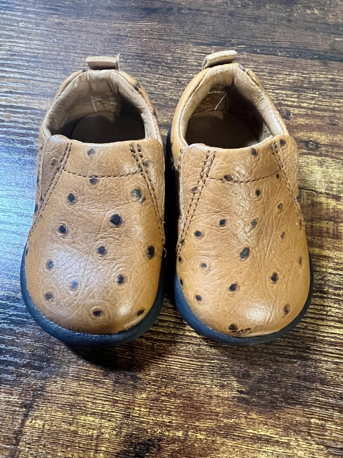 Size 2 &ndash; Brown Ostrich Print Soft Sole