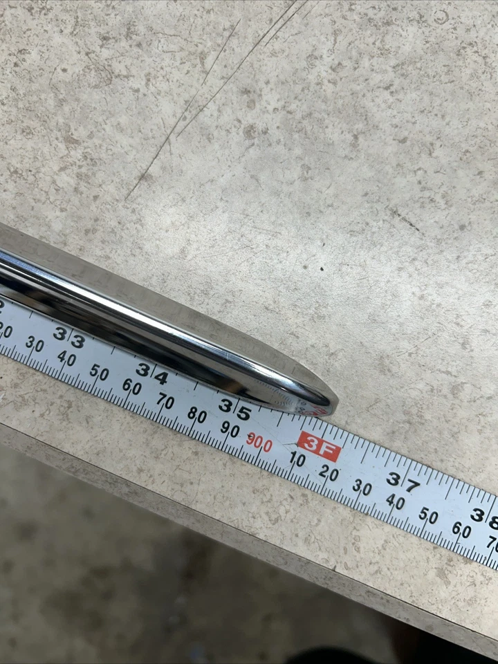 Oldsmobile 98 Holiday 1956 4 puertas cuarto panel moldura Foto 3 de 4