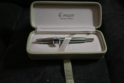 Pilot Ice Green Limited Edition Vanishing Point