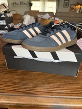 adidas Women s Navy Suede Sneakers with Pink Stripes Breaknet Sleek 8.5