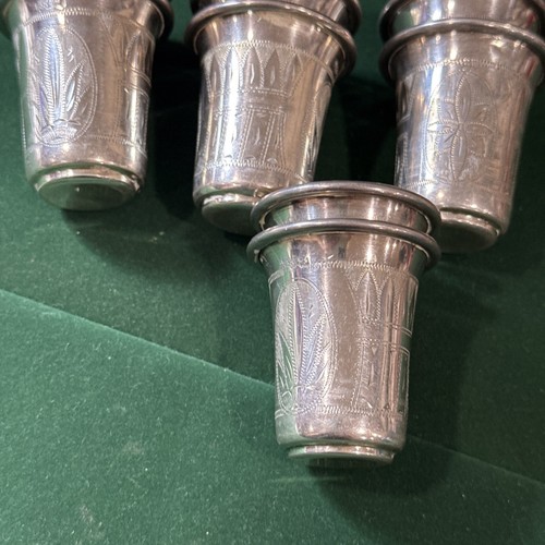 1882 Russland 84* SILBER 8er Set KIDDISCHE TASSEN Handarbeit 2 Zoll hoch /236,5 gr (8) - Bild 14 von 14