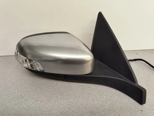 2008-2013 Volvo C30 RIGHT RH PASSENGER Door Mirror OEM Chrome