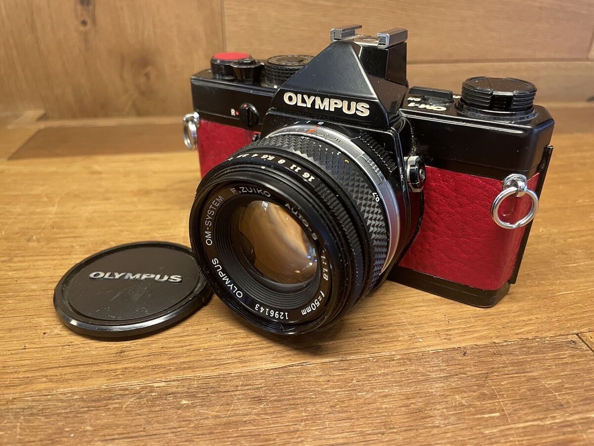 Red Leatherette : Exc+5* Olympus OM-1 MD Black Camera Auto S Red Leatherette : Exc+5* Olympus OM-1 MD Black Camera Auto S