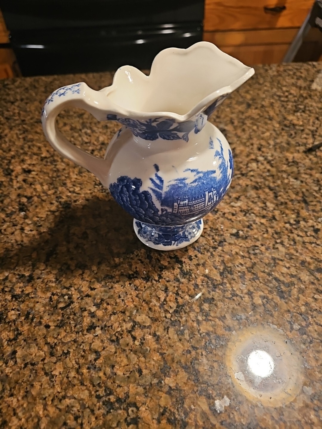 Picture 3 of 18
