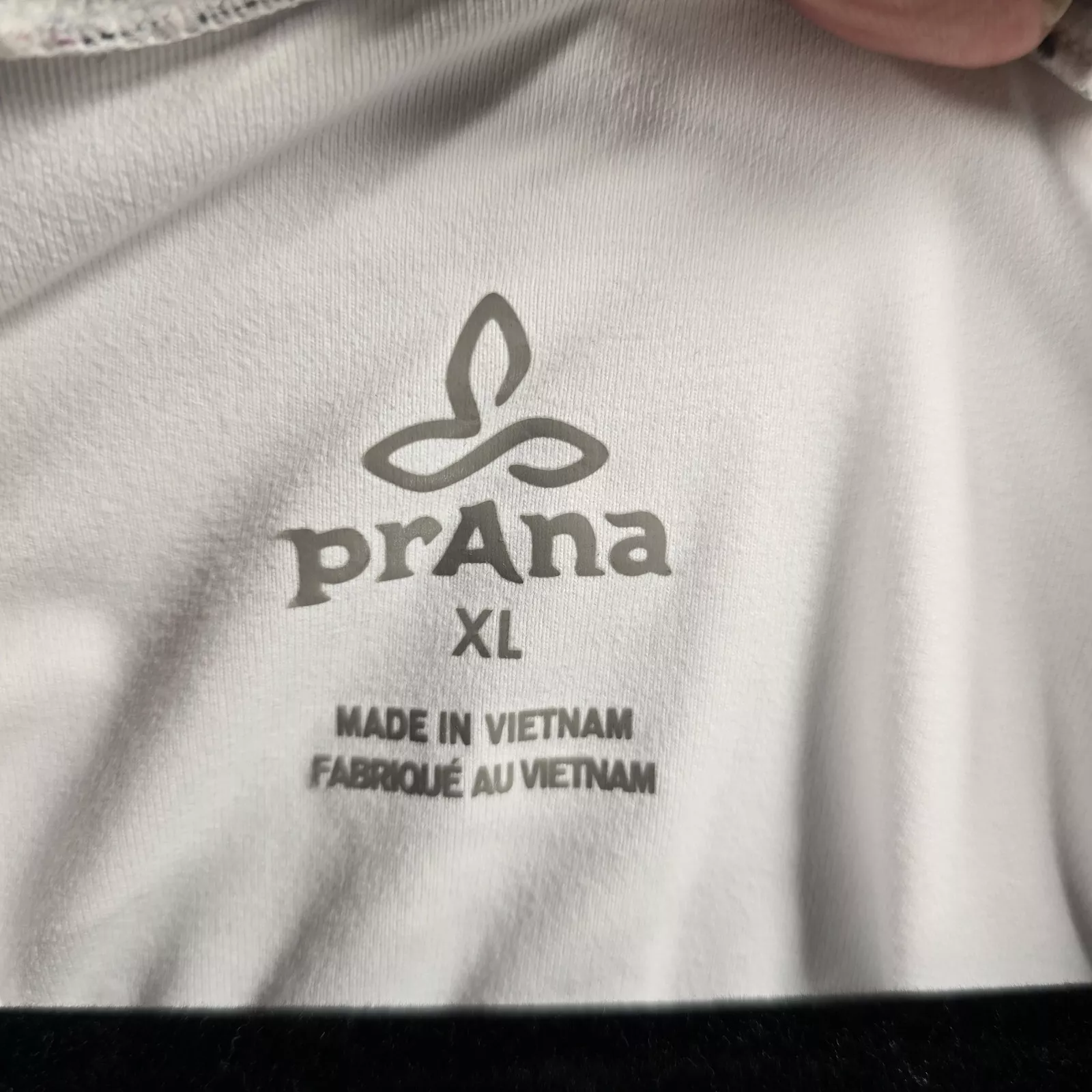 prana cantine built in bra recycled polyester stretch feminine 