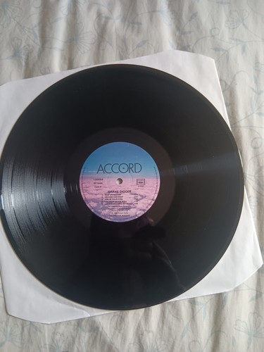 Grave Digger - War Games ( Near Mint Original First Pressing Vinyl) - Picture 2 of 5