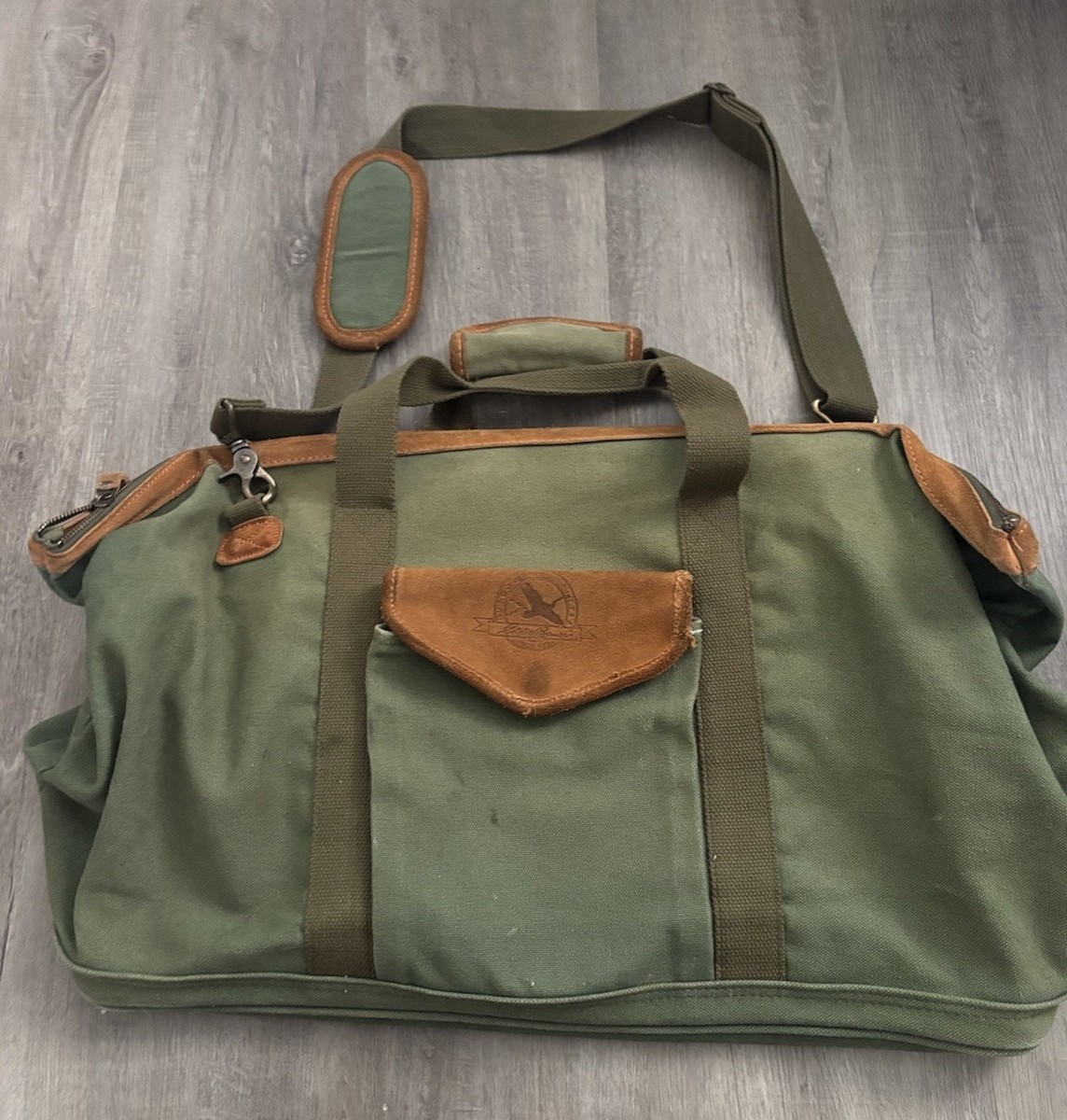 EDDIE BAUER Luggage Duffel Bag Green Canvas Carry On Leather 90s