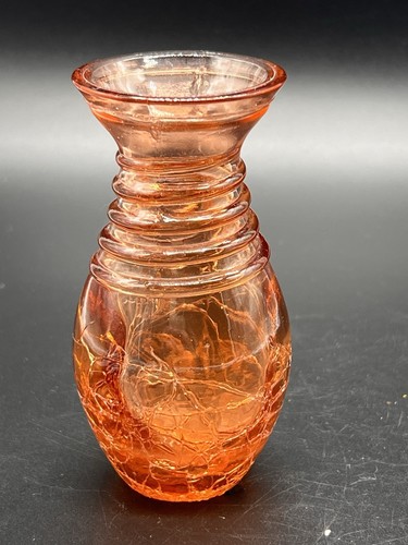 Beautiful Crackle Glass Vase With Applied Ribbing - Picture 2 of 10