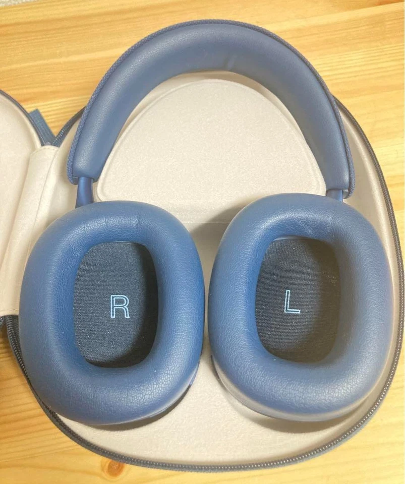 Bowers & Wilkins PX7 S2e Cuffie over-ear con cancellazione del rumore blu wir... - Immagine 2 di 4