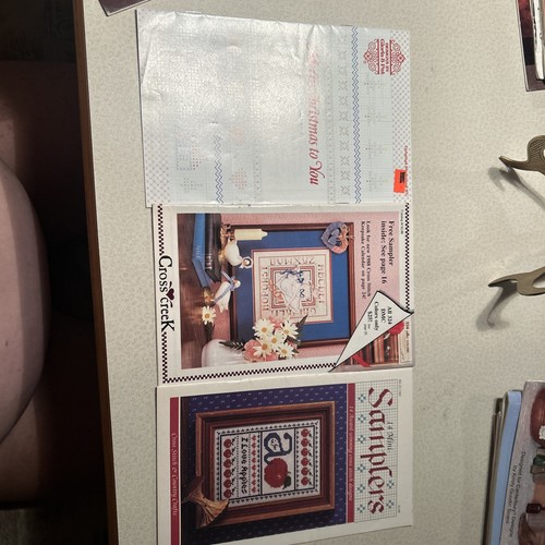 Lot of 24 Cross Stitch Charts Projects Magazines Leaflets Samplers Vintage - Picture 8 of 23