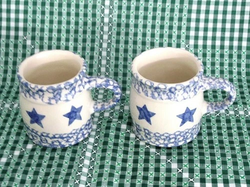 Roseville Blue Star Spongeware Coffee Mug Workshops Gerald Henn Set 2