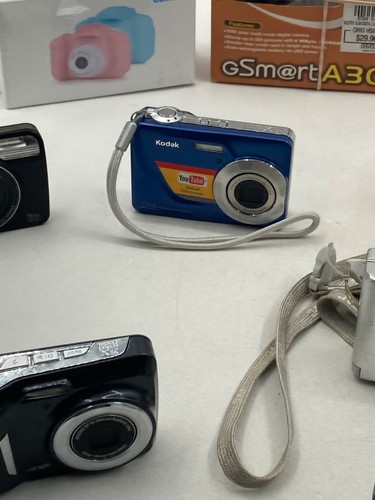 Lot Of 20 Untested Digital Cameras Of Different Brands and Styles. Nikon, Canon - Picture 4 of 21
