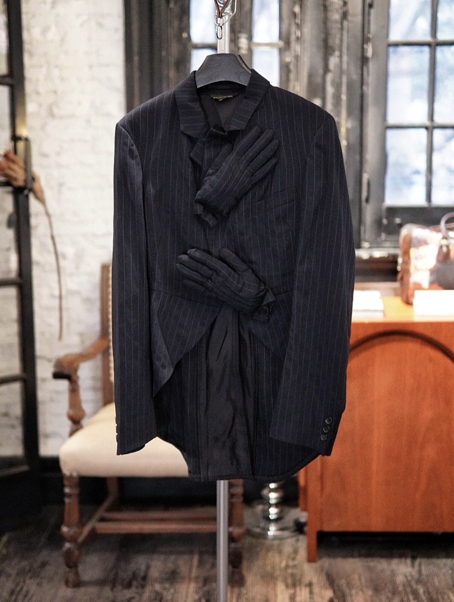 COMME des GARCONS dark blue Jacket Blazer With Glove. Really COMME des GARCONS dark blue Jacket Blazer With Glove. Really