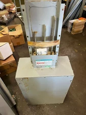 Siemens ETB306 NNB Light Rust 3Ph 3W 60A 600V Busway Tap Box See Pics #A96