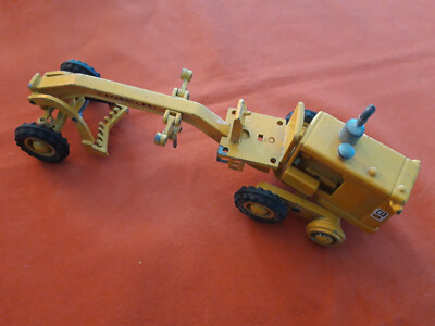 Camion Niveleur Caterpillar Cat 1:50 Par Joal - Modèle Réduit Jaune