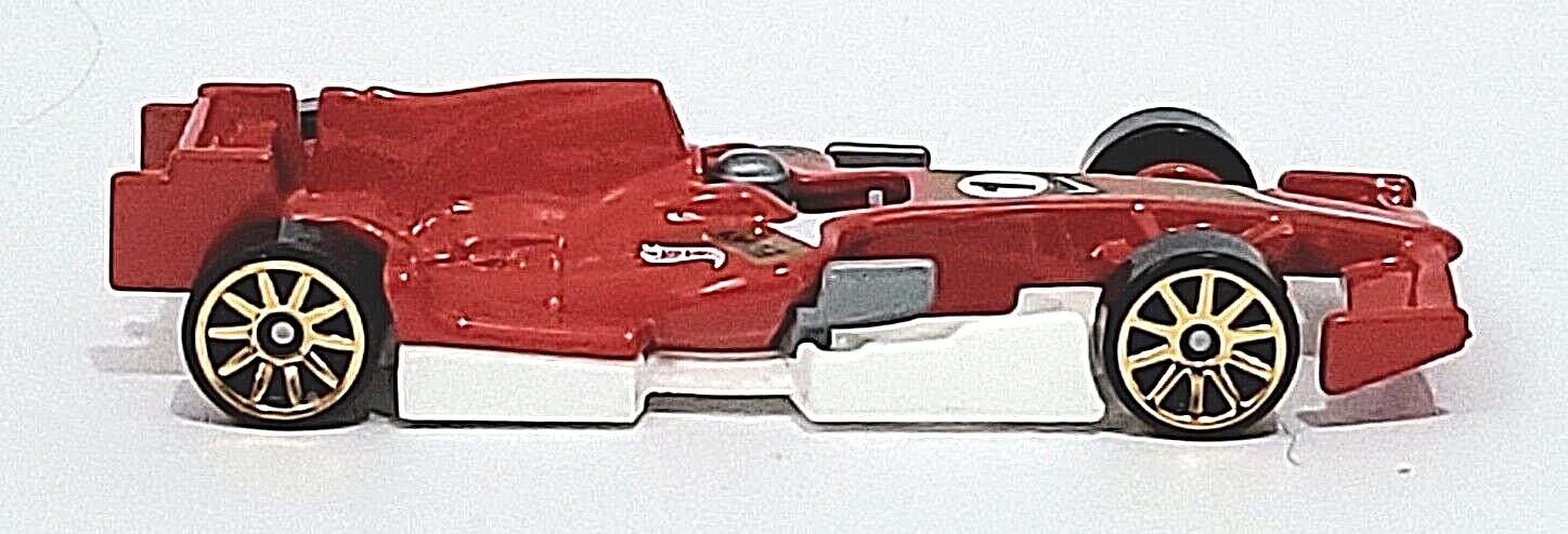 F1 Racing Car (Carro de Corrida) - Vermelho - 1:55 em Promoção na Americanas