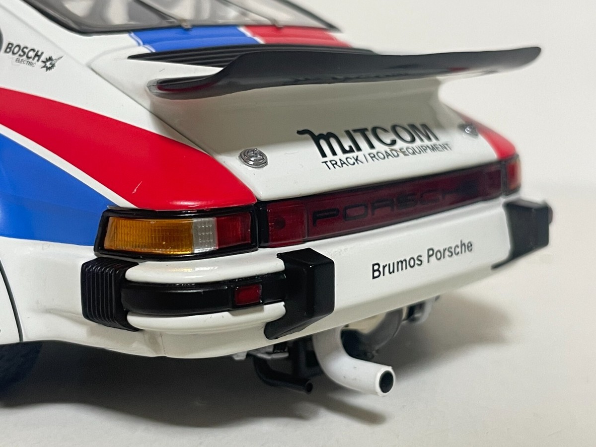 Exoto 1/18 Porsche 934 RSR #61 Daytona 24h 1977 Jim Busby Exoto 1/18 Porsche 934 RSR #61 Daytona 24h 1977 Jim Busby